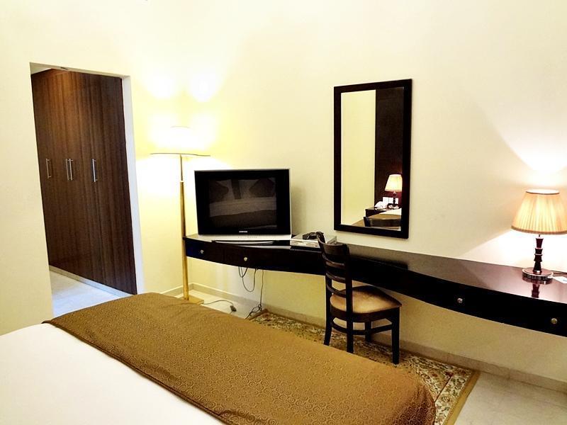 Arabian Dreams Hotel Apartments Дубай Экстерьер фото